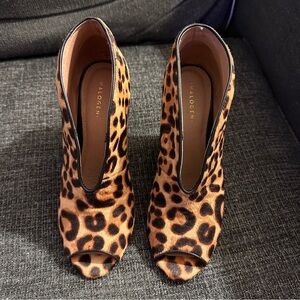 Halogen Leopard Print Peep Toe Women's Shoes
